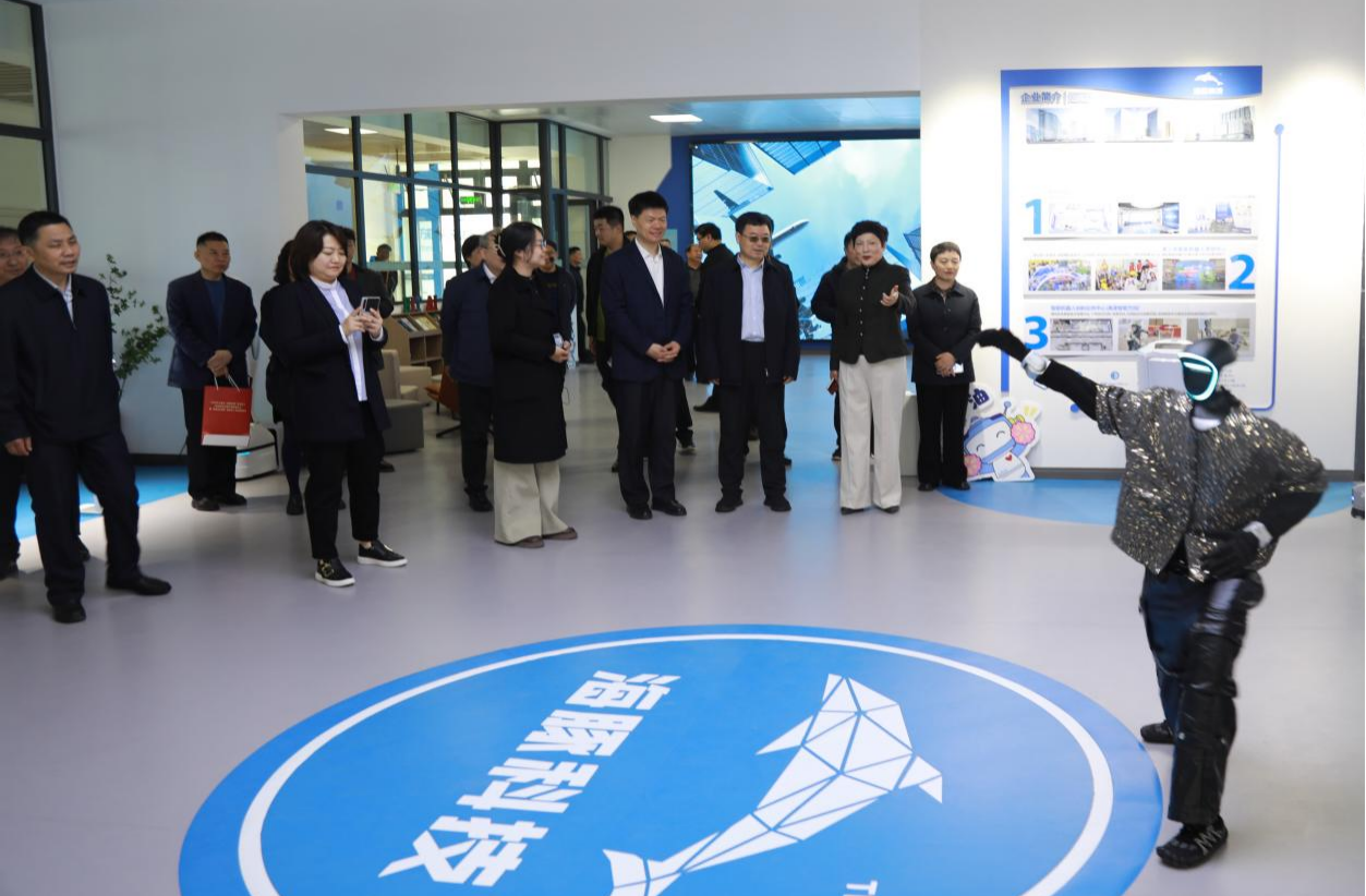 济宁 | 多方领导莅临智能机器人服务中心（济宁）参观考察，深耕技能培育助力退役军人转型