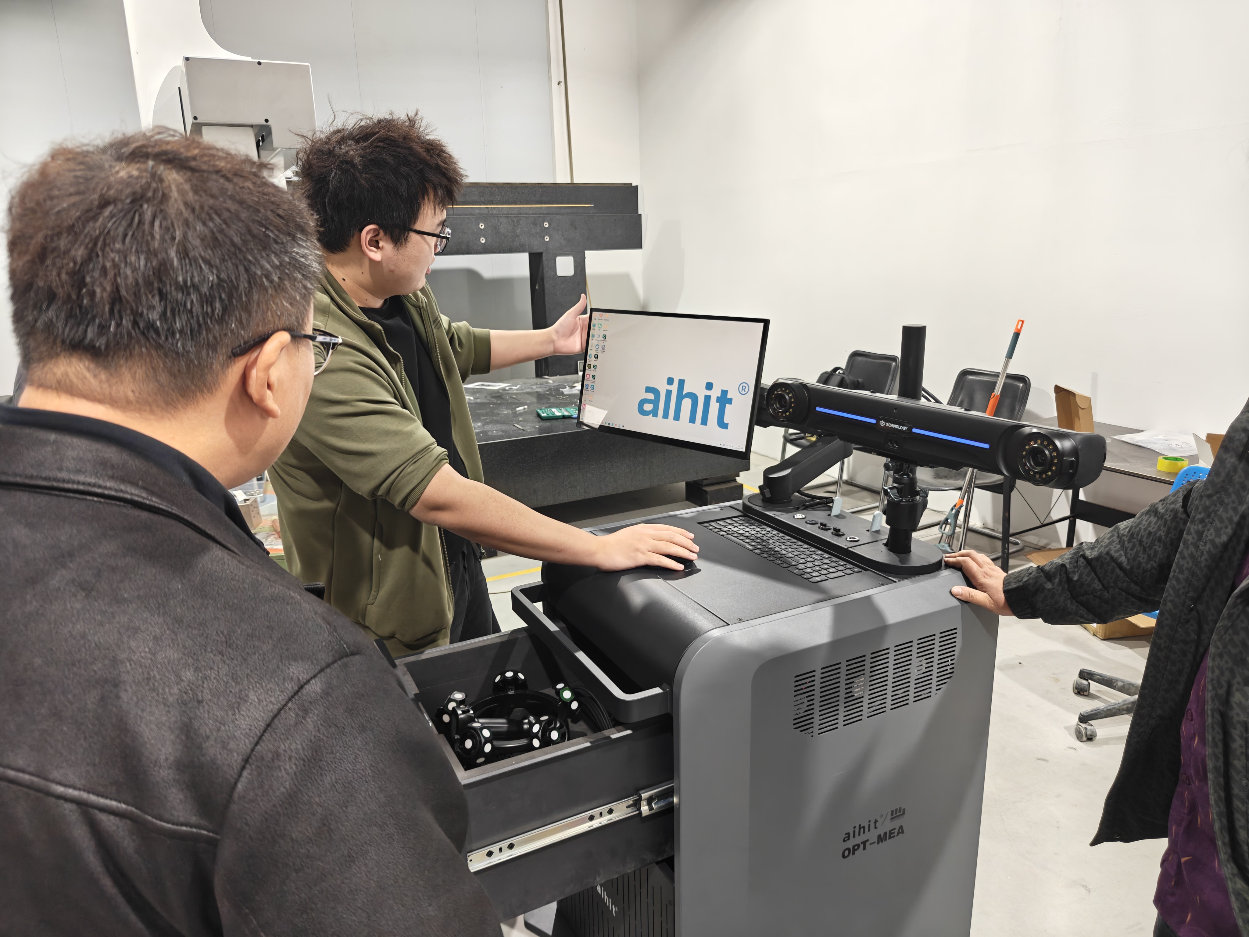 重磅落地｜海豚科技AI智能检具系统升级款，赋能无锡德福硕精密智造