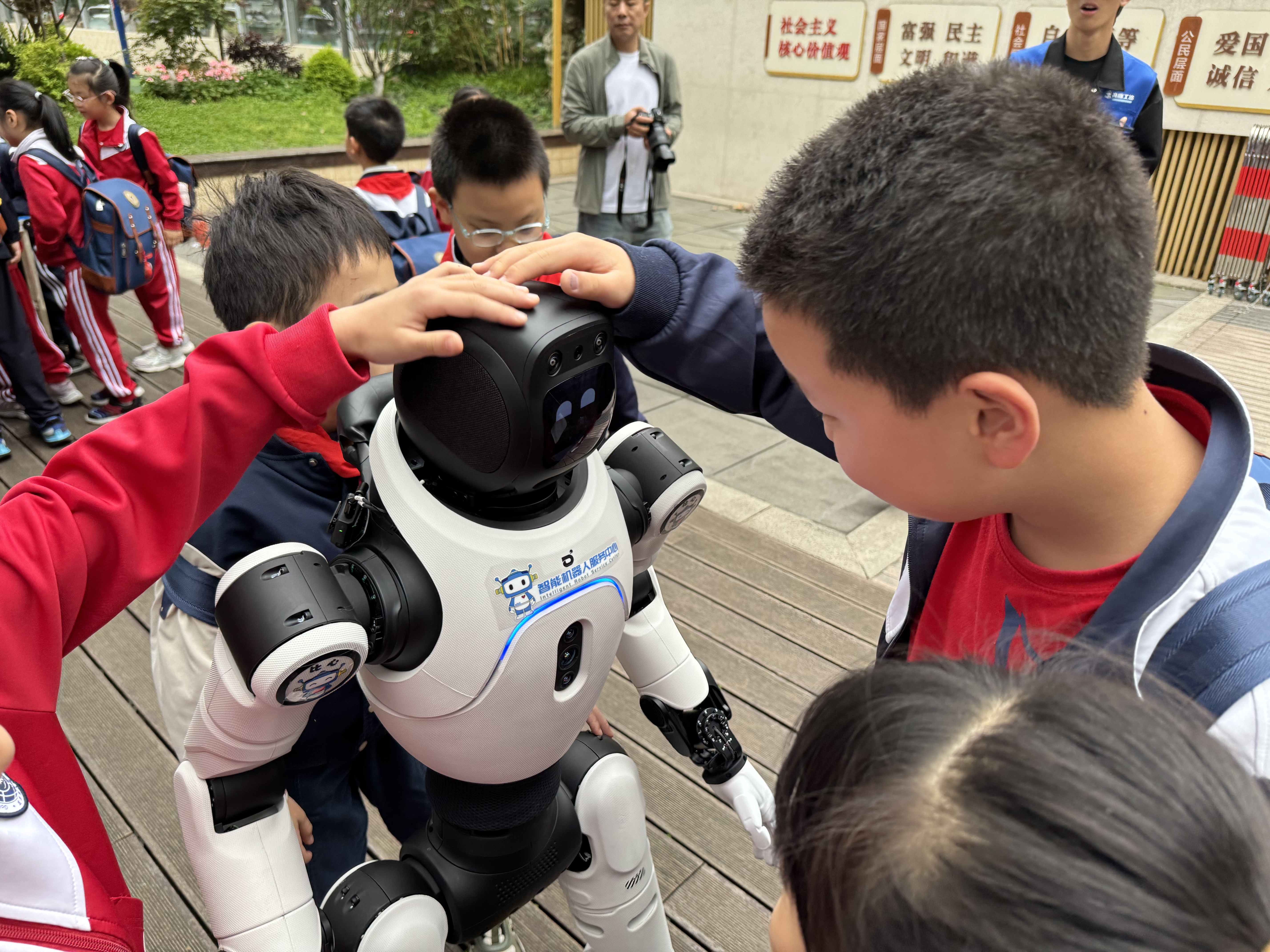 微信图片_20260423171602_1214_2951 微信图片_20260423171602_1214_2951